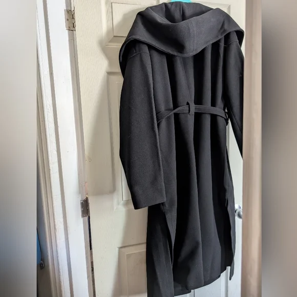 Black Hooded Belted Coat - Picture 5 of 5